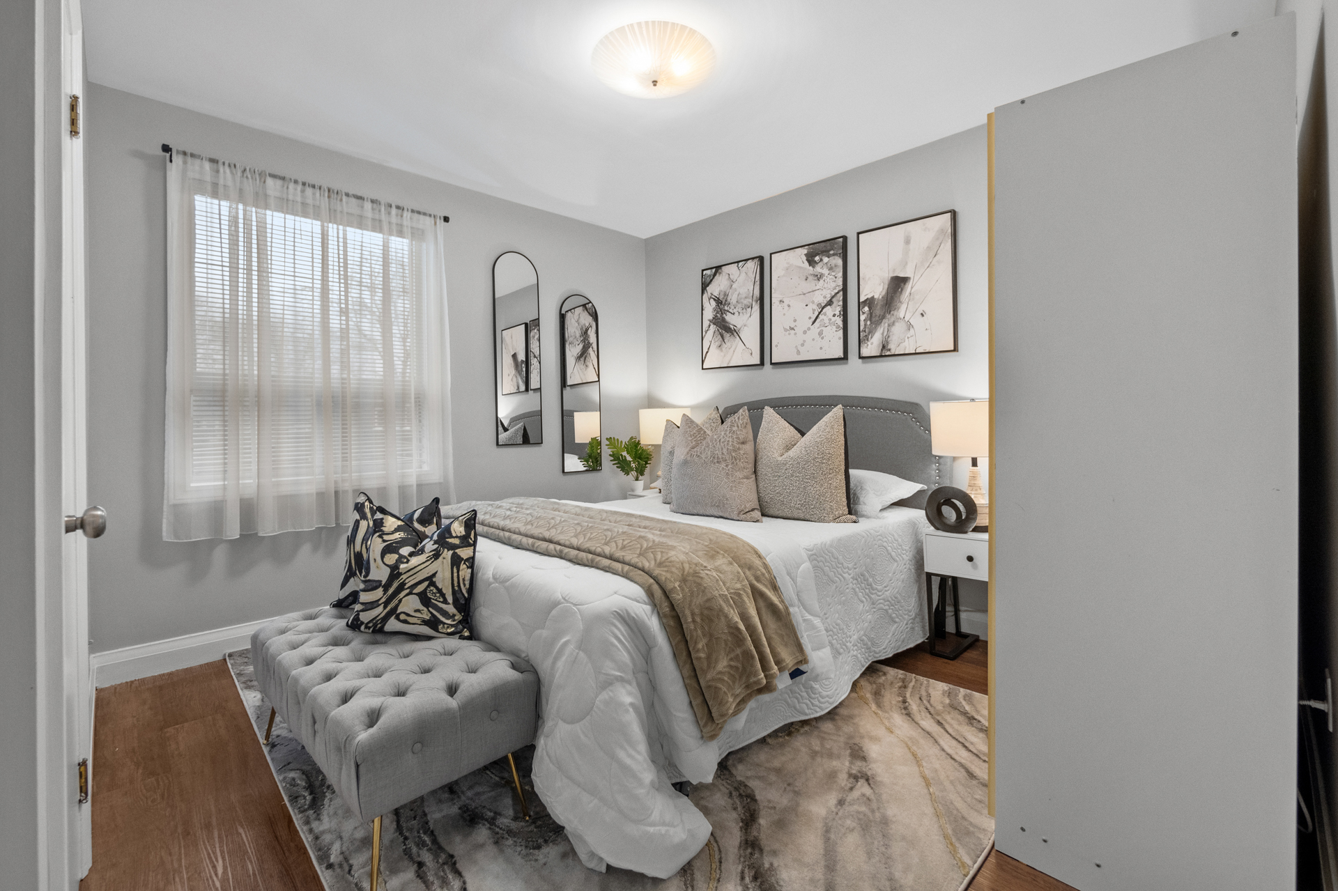 real estate photography mississauga bedroom