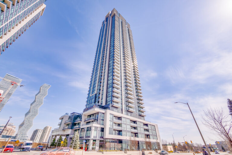 Read more about the article 4002-3975 Grand Park Drive, Mississauga