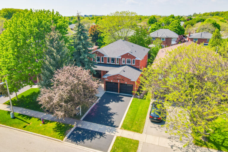 Read more about the article 1436 Stonecutter Drive, Oakville