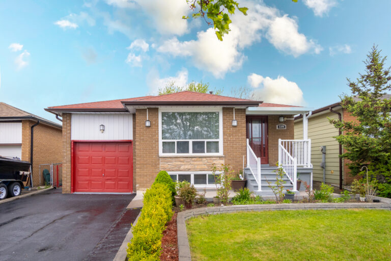 Read more about the article 3396 Monica Drive, Mississauga