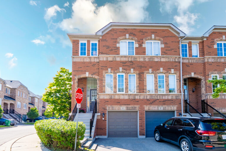 Read more about the article 1-5530 Glen Erin Drive, Mississauga