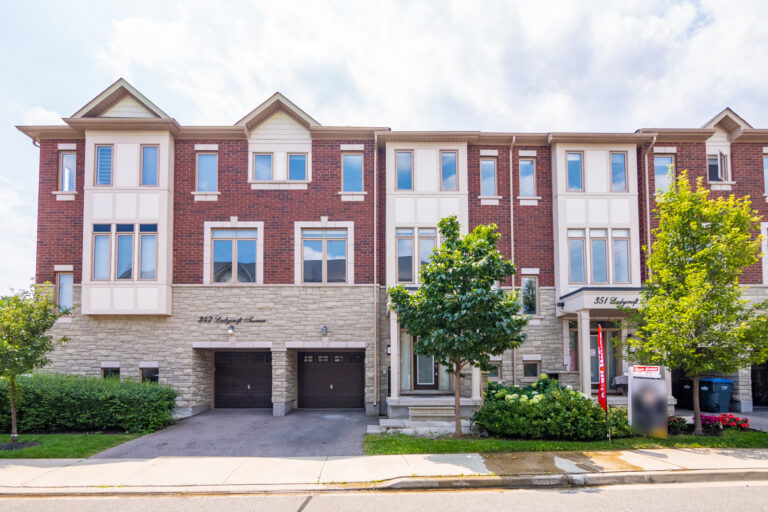 Read more about the article 349 Ladycroft Terrace, Mississauga