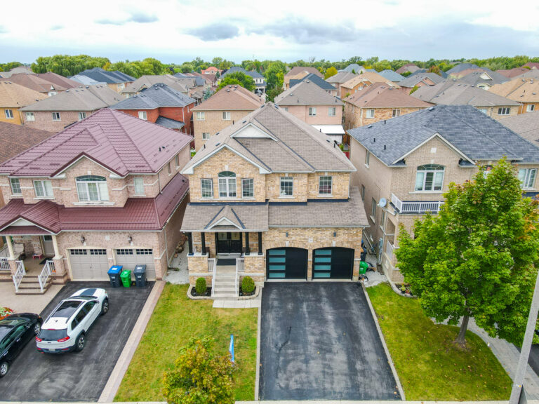 Read more about the article 30 Strathdale Road, Brampton