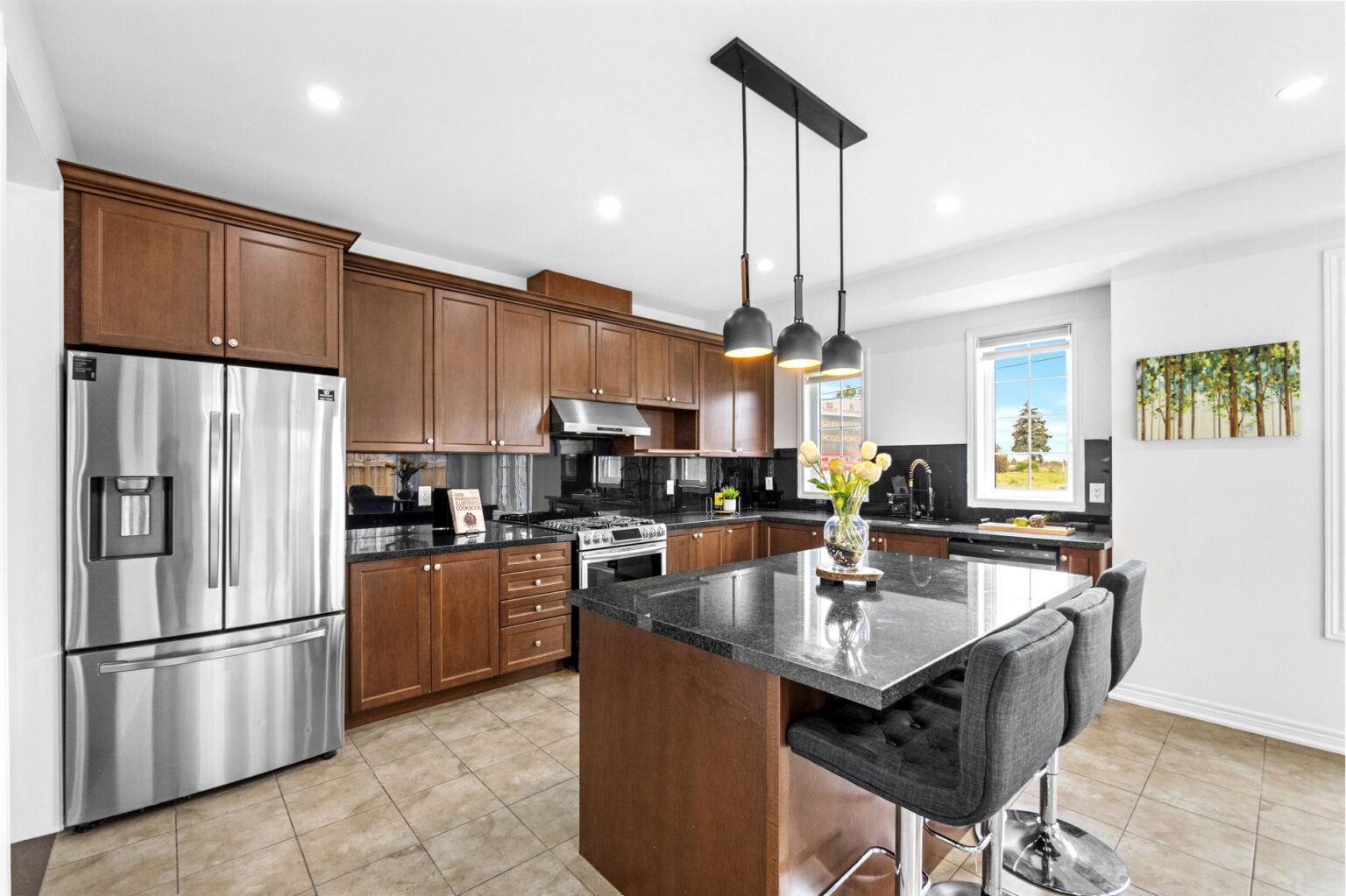 real estate photography contemporary kitchen