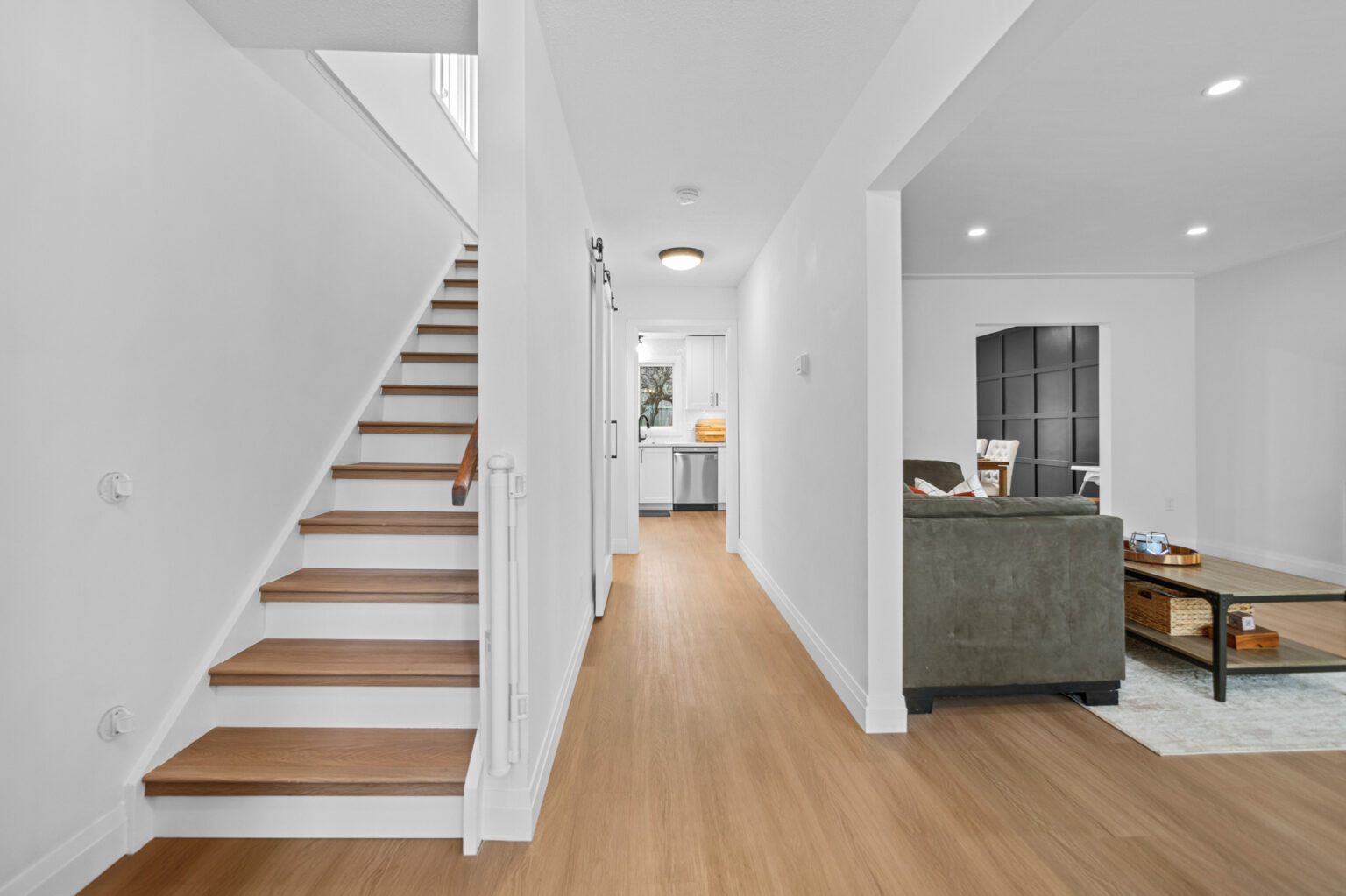 real estate photography modern stairs