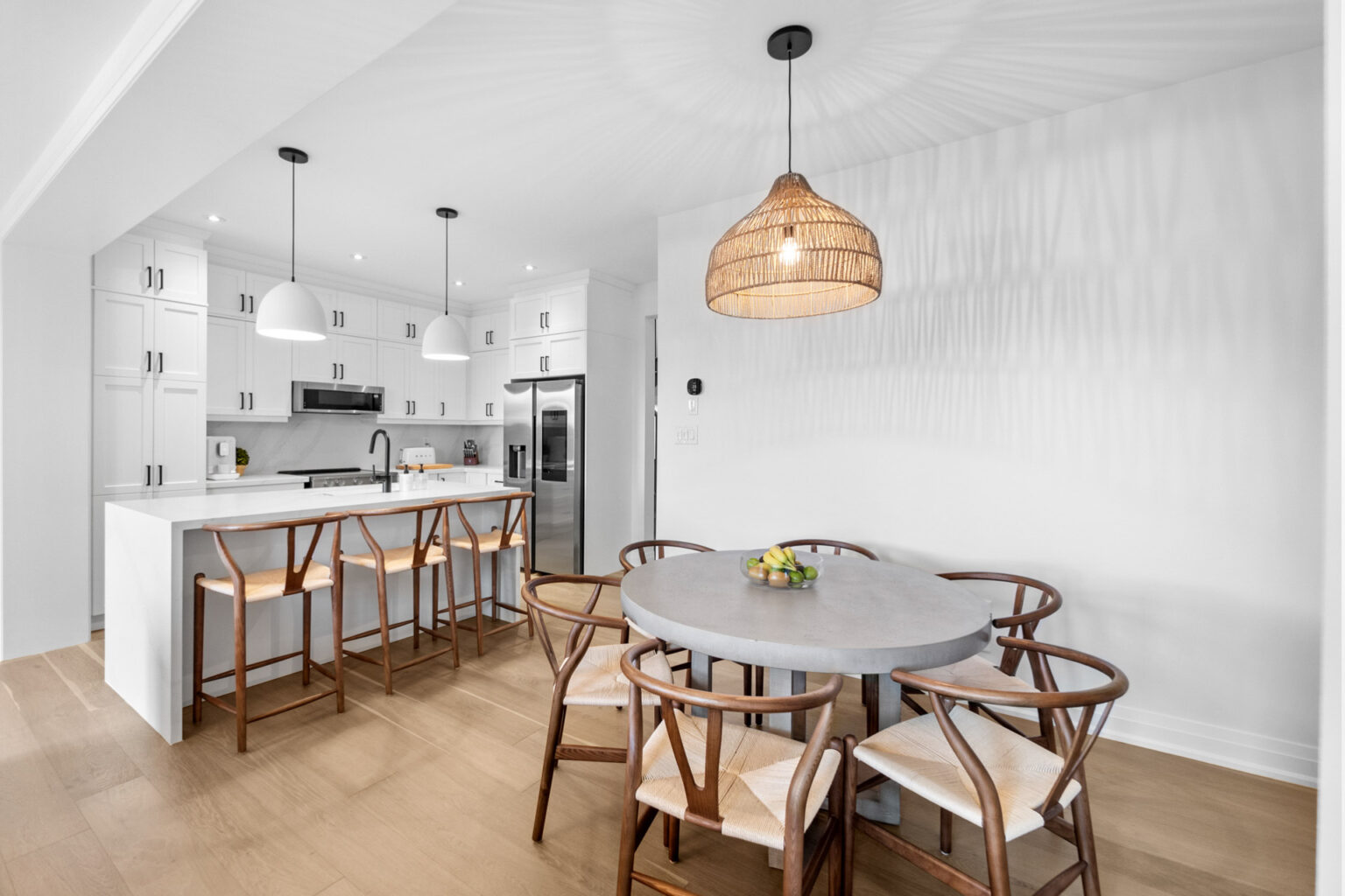 real estate photography oakville dining room