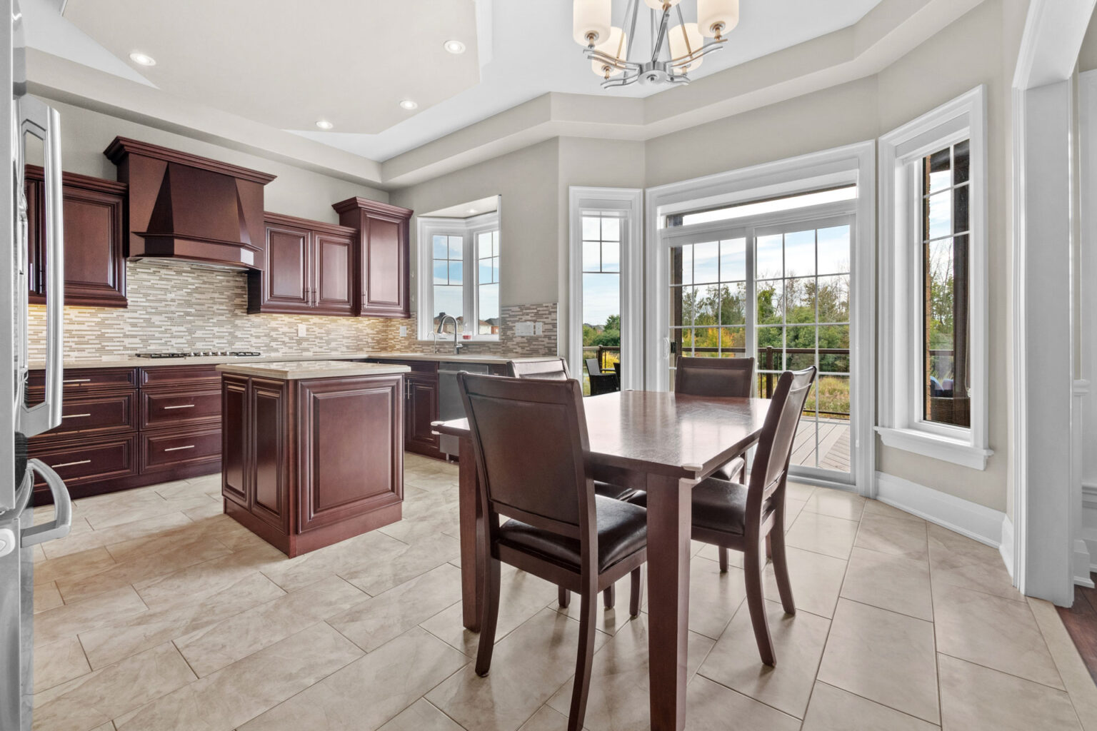 real estate photography waterloo dining room